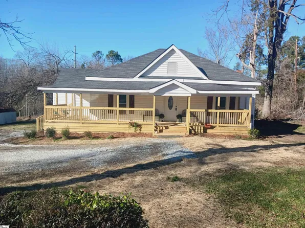 922 W Hampton St, Laurens, SC 29360