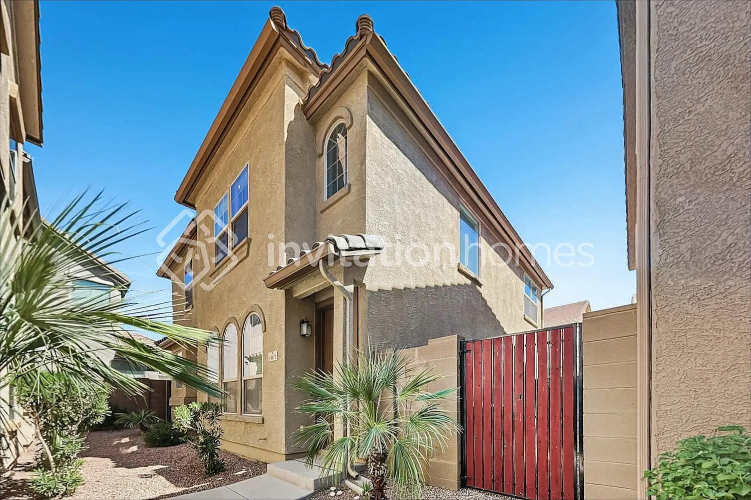 1407 S Moccasin Trl Gilbert, AZ 85296 — Photo 1