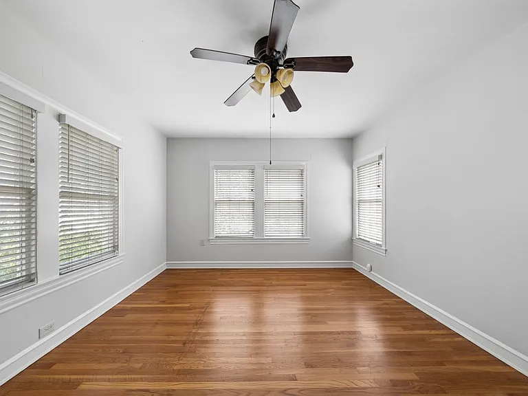 109 W Norwood Ct #1 — Photo 16