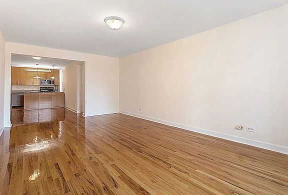 4th image of 30 E End Ave APT 7T