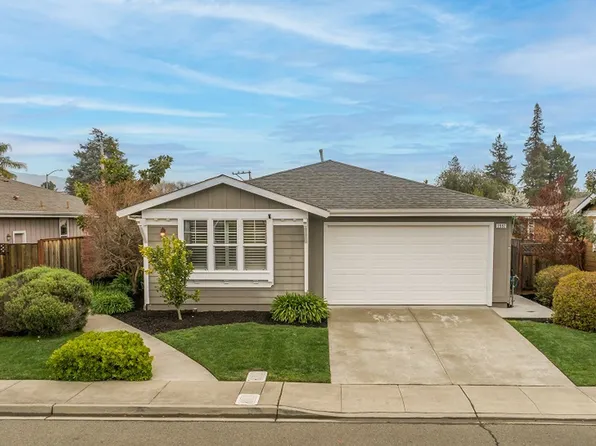 3982 Lucero St, Napa, CA 94558