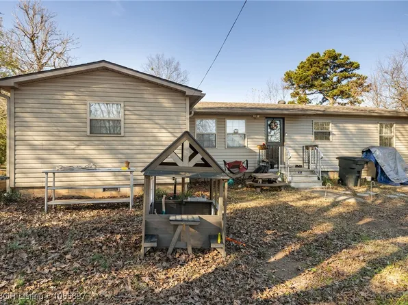 1425 Carbon Plant Rd, Altus, AR 72821