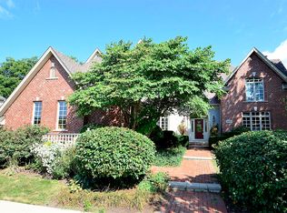 39W122 Warner Ln, Geneva, IL 60134