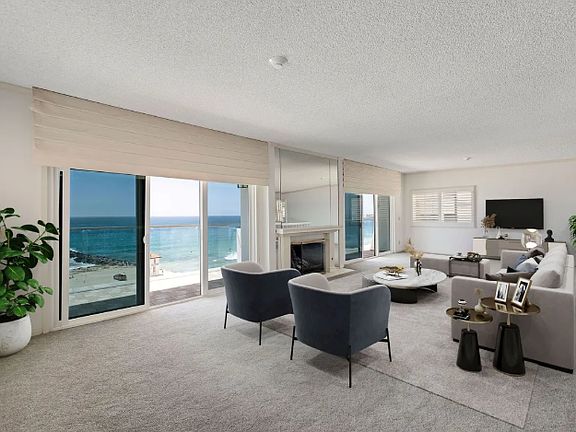 2nd image of 703 Esplanade Unit 4