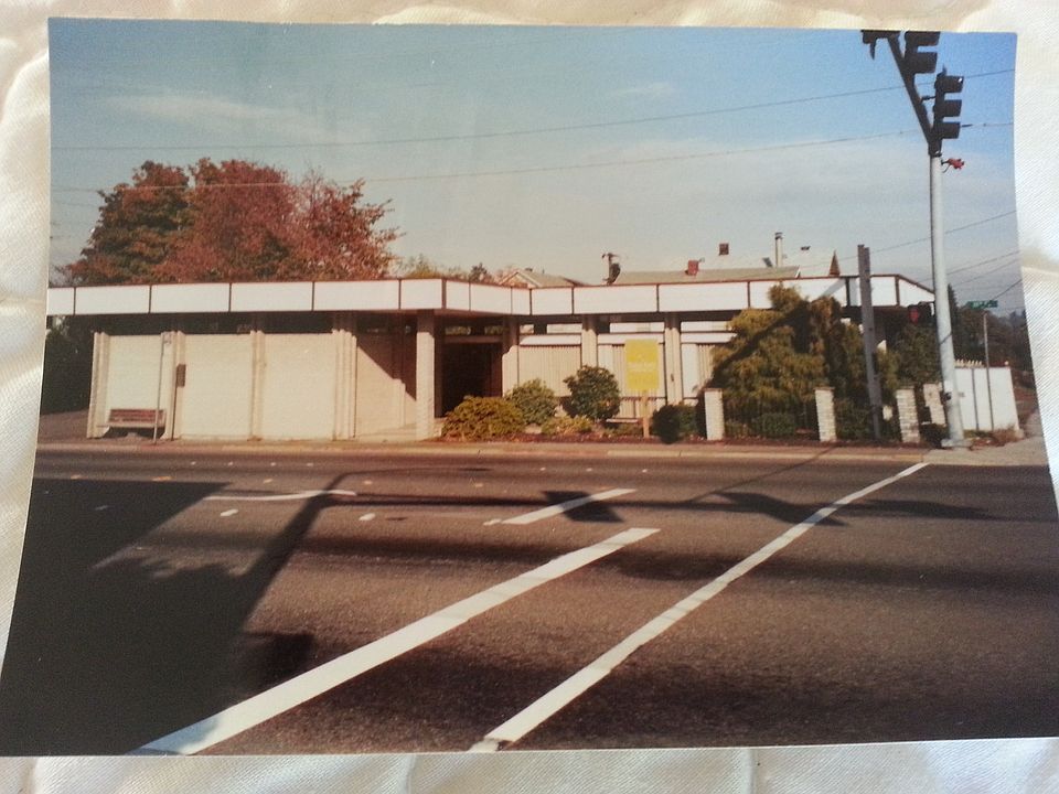 1st image of 11TH And Park