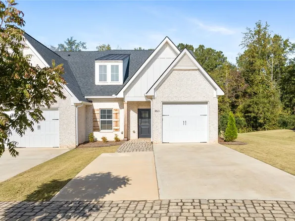 2611 Horseshoe Path, Auburn, AL 36830
