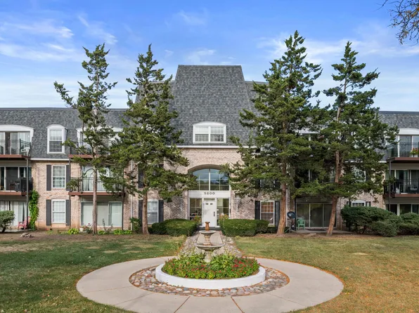 5200 Carriageway Dr APT 202, Rolling Meadows, IL 60008