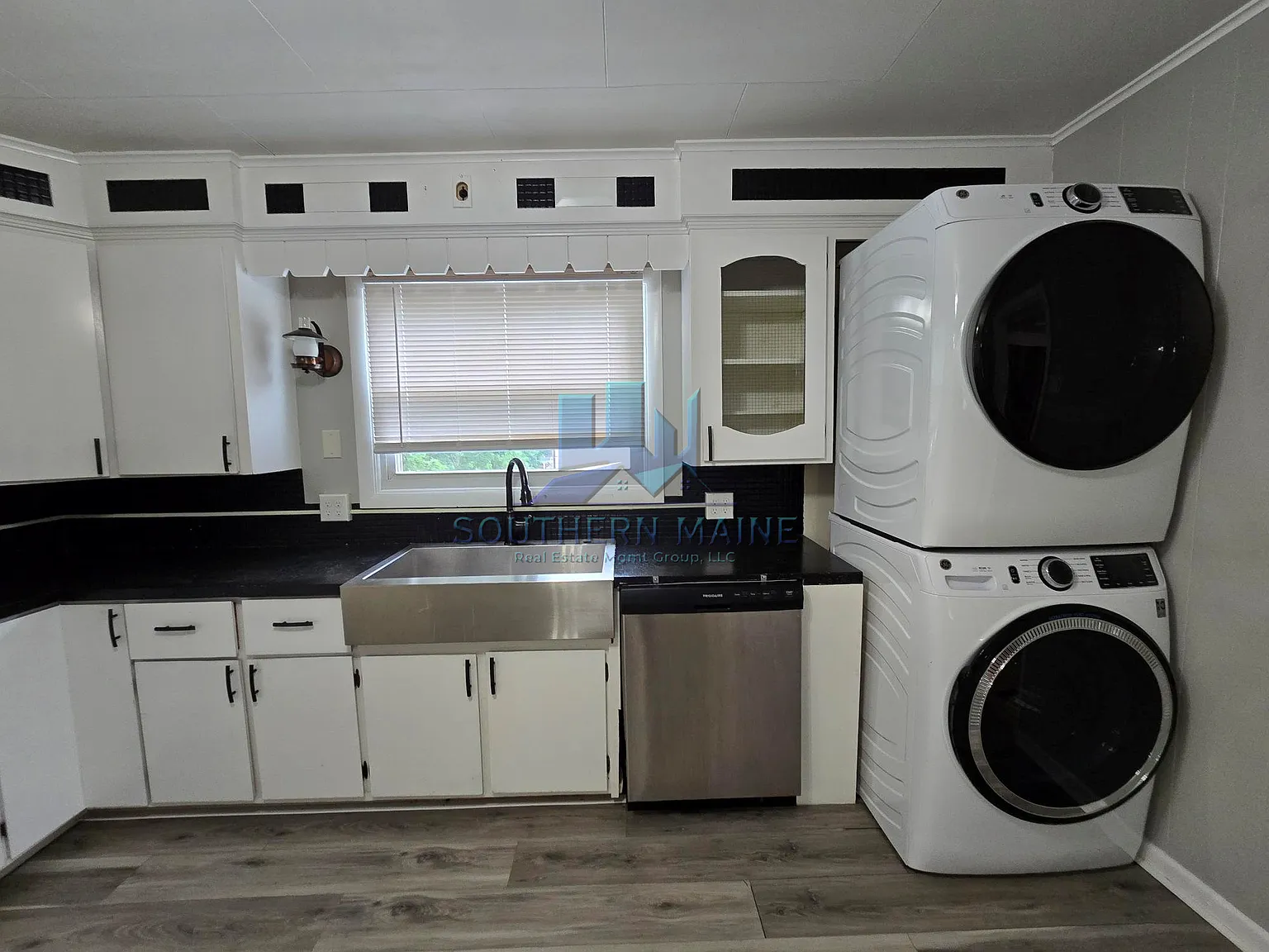 3 bed, $1,900 — Photo 3