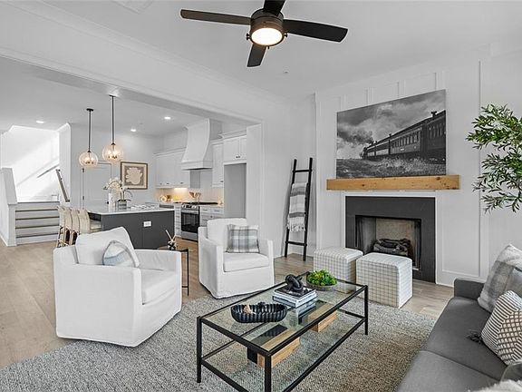 7th image of this home