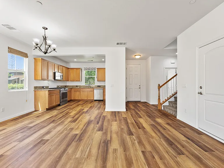 1922 Delacorte Dr #1922 — Photo 18