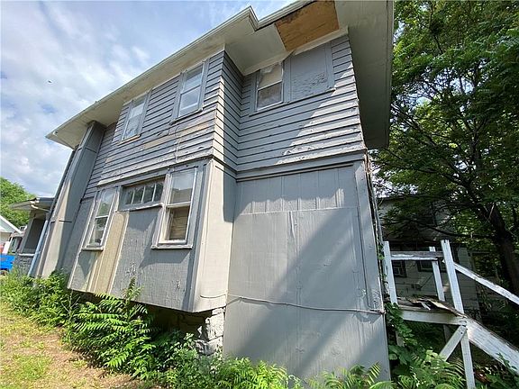 4th image of 4233 Bellefontaine Ave