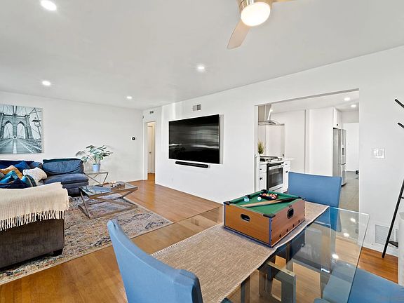 3rd image of 843 Goldenrod St