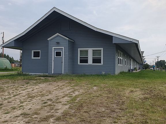 2nd image of 2415 Barnette St #2