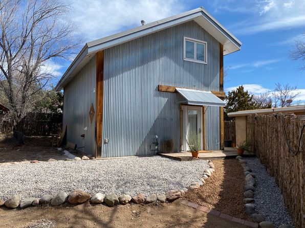 114 Valencia Rd