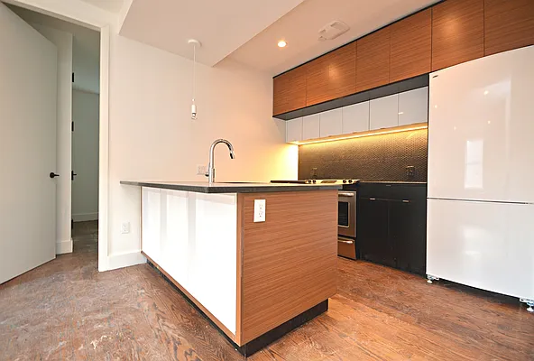 Rented by Simply Brooklyn Realty Inc | media 38