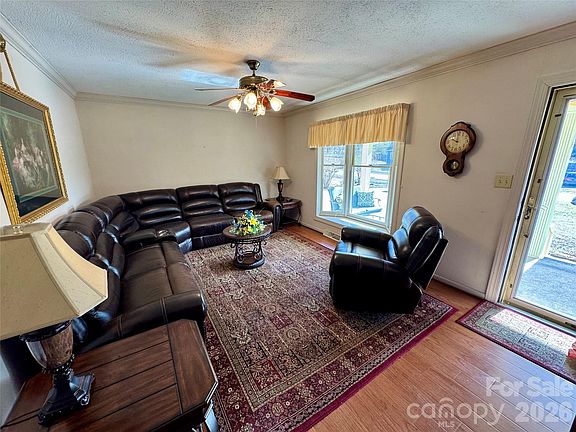 3rd image of 1668 Old Charlotte Rd