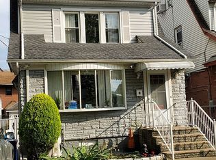 170-16 84th Rd, Jamaica, NY 11432