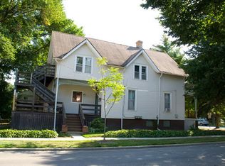 918 Simpson St, Evanston, IL 60201