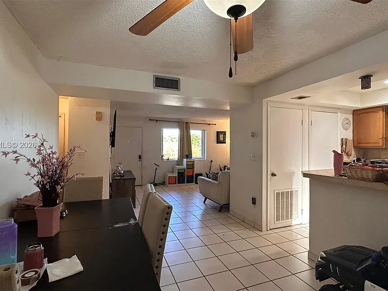 8401 SW 107th Ave #331E — Photo 7