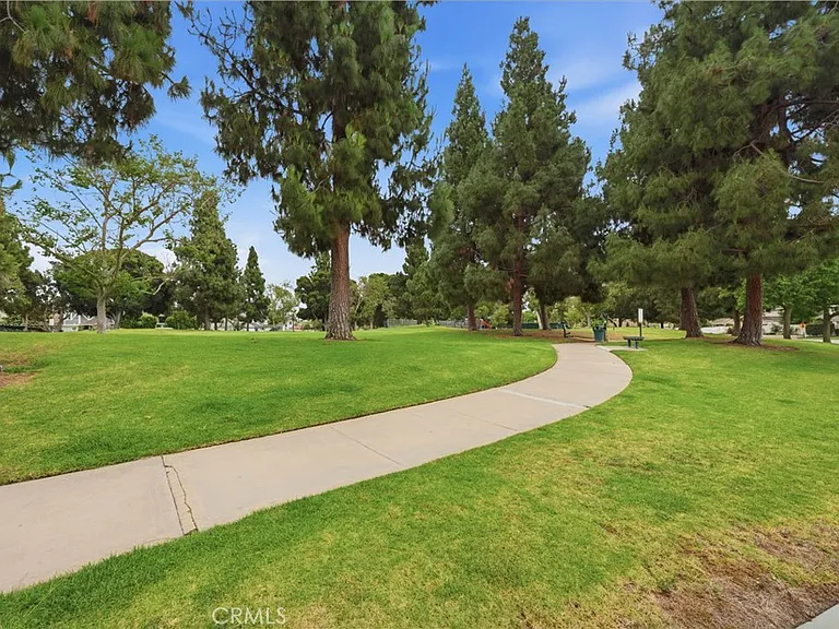 3437 Wimbledon Way — Photo 51