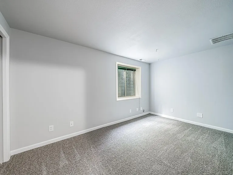 2801 Leisure Dr #B — Photo 16