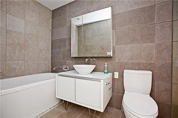 Rented by Nest Seekers International | media 4