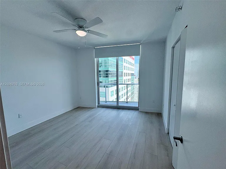 185 SW 7th St #2504 — Photo 20
