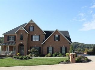 1 Kierland Dr, Ona, WV 25545