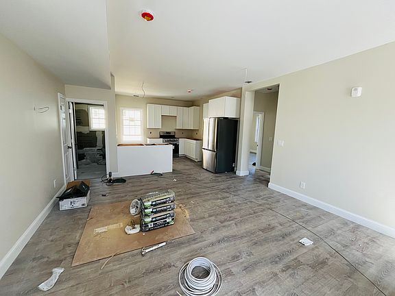 5th image of 12 Monticello St #1