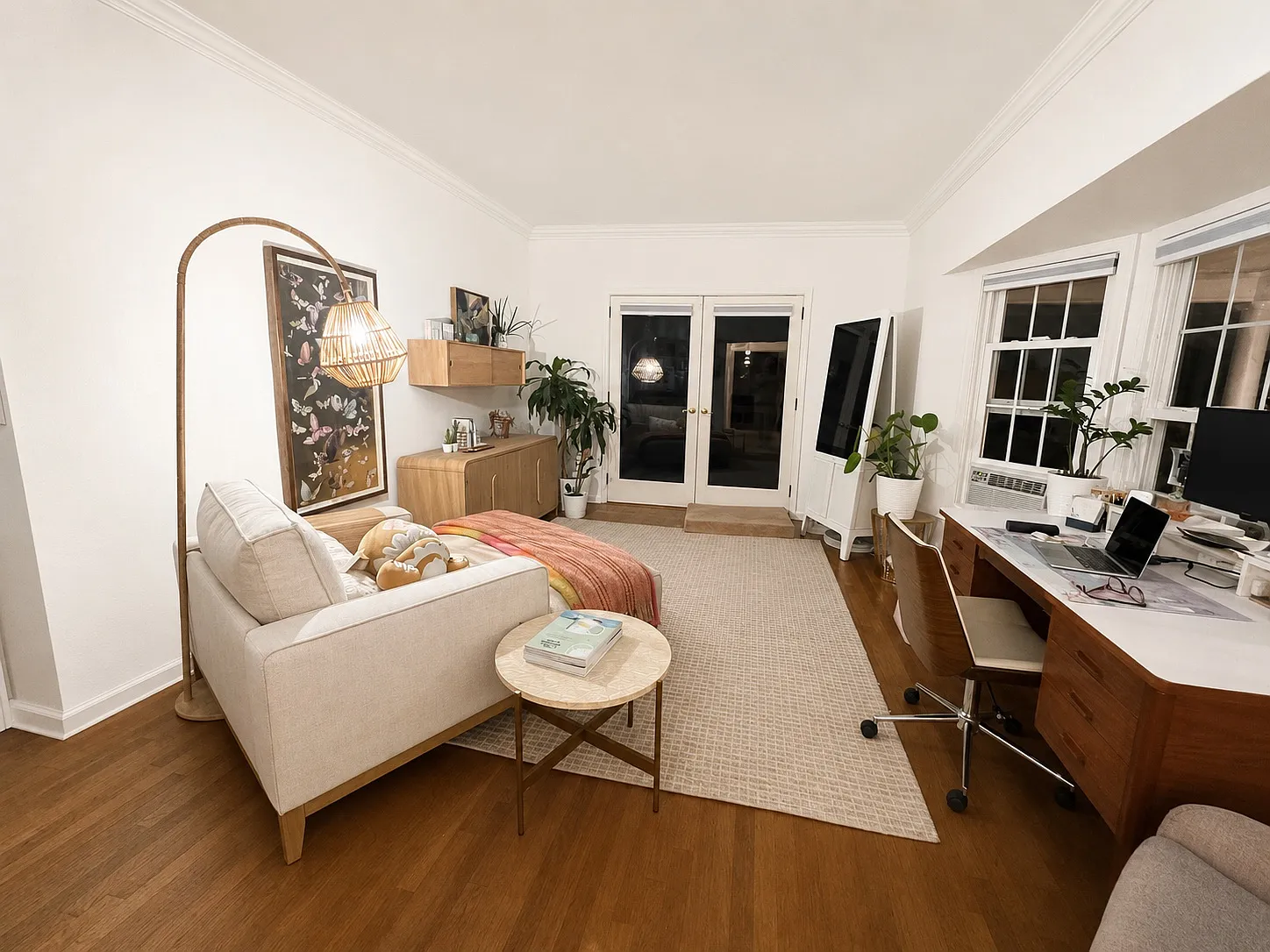 5 bed, 3.5 bath, 4000 sqft, $7,500 — Photo 2