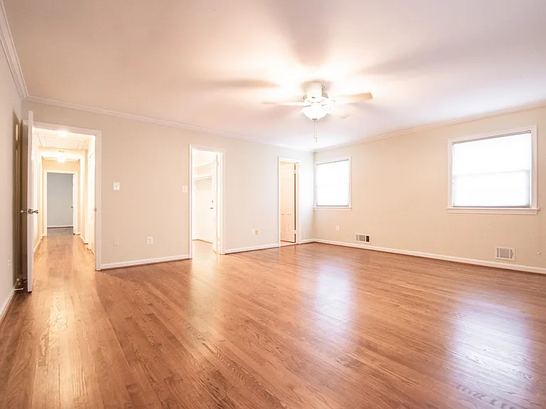 6226 Hardy Dr — Photo 17