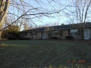 244 Westgate Dr, Valparaiso, IN 46385