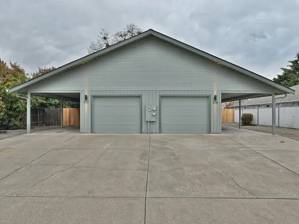 777 Columbine Way, Central Point, OR 97502