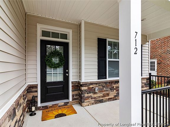 3rd image of 712 Bald Eagle Dr