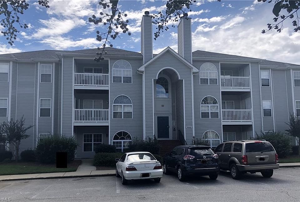 1st image of 5000 E Lawndale Dr