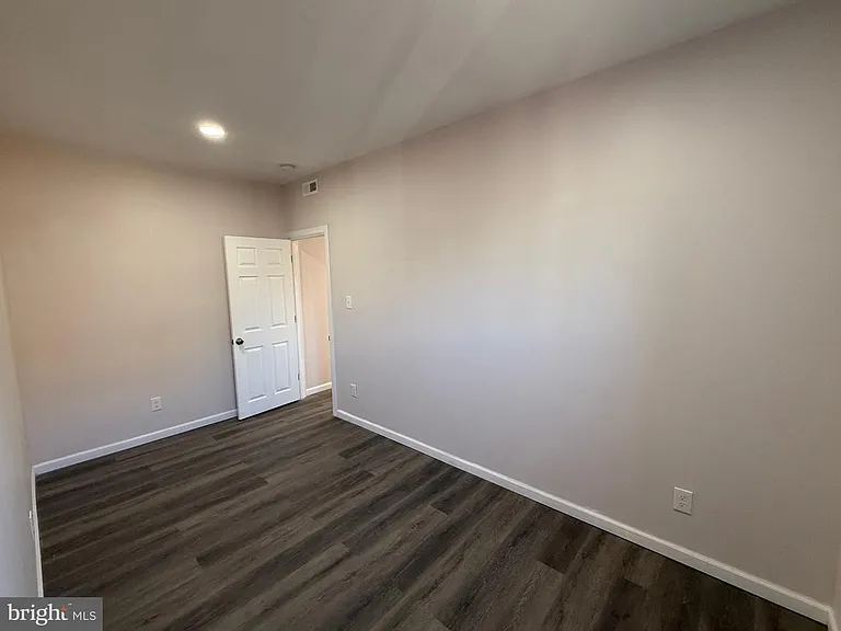 2537 E Auburn St #2 — Photo 11