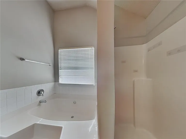 205 Oak Terrace Dr — Photo 10