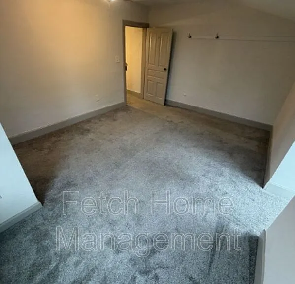 34 N Lee St — Photo 32