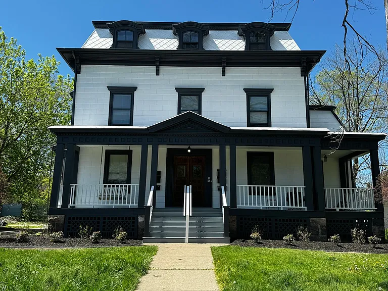 111 N Normal St — Photo 14