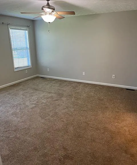 1241 Orchard Dr — Photo 5