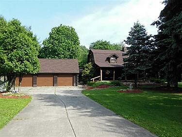 1st image of 2895 Walters Ct