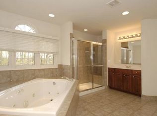 7001 Cypress Hill Dr, Gaithersburg, MD