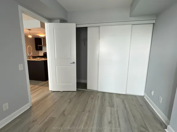 25 Town Centre Ct, Toronto, ON