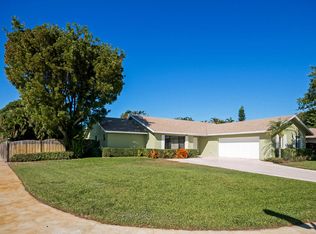 17771 Oakwood Ave, Boca Raton, FL 33487