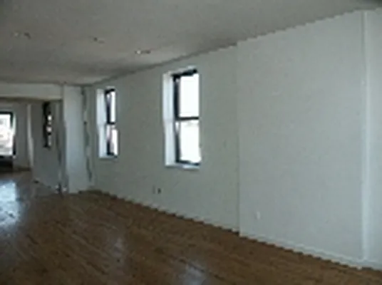 Rented by Rent Manhattan | media 9