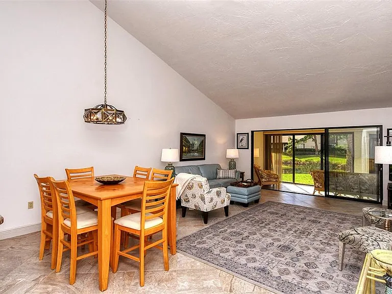3131 Windrush Bourne #22 — Photo 4