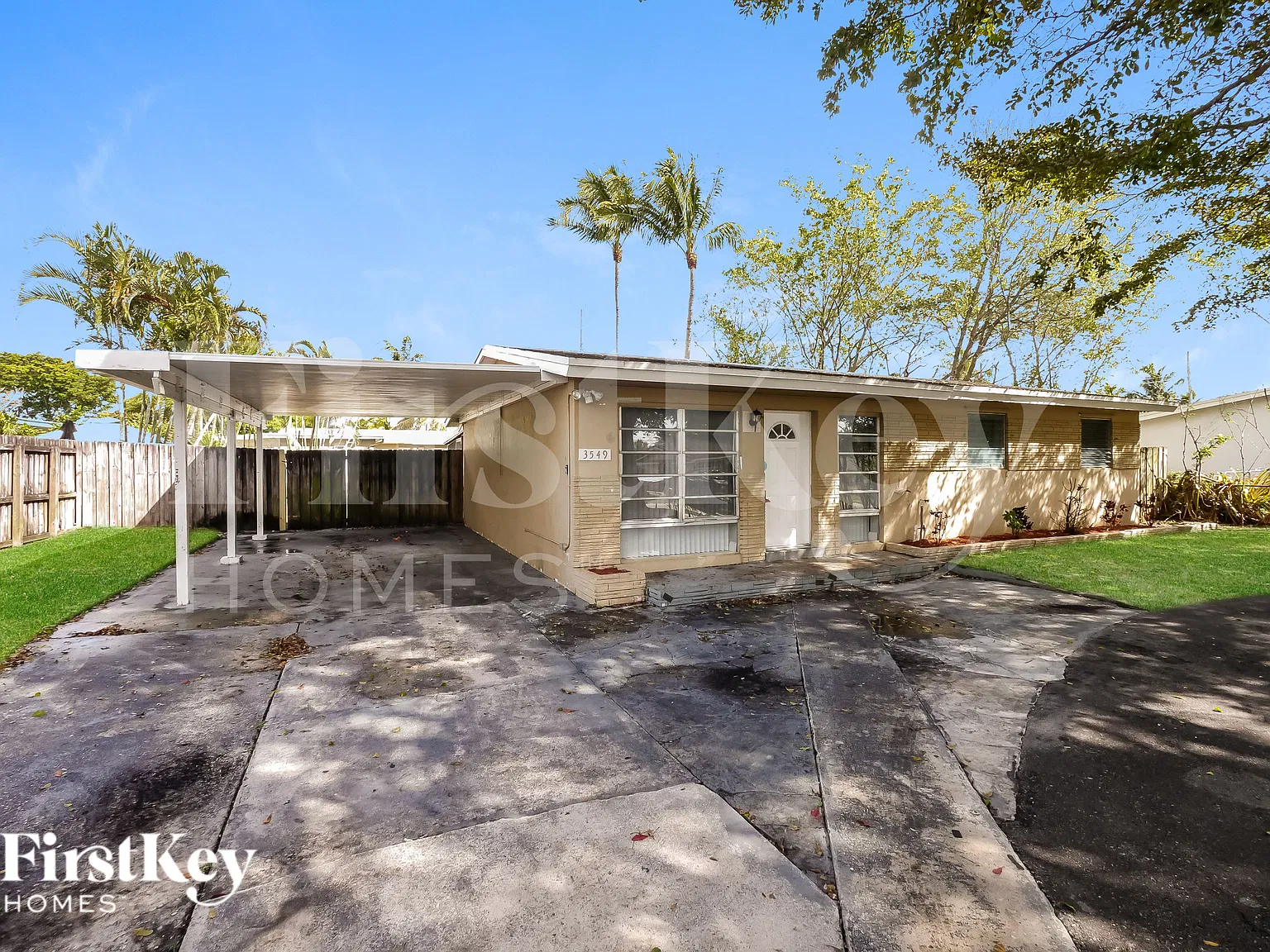 3 bed, 2.0 bath, 1176 sqft, $2,850 — Photo 2