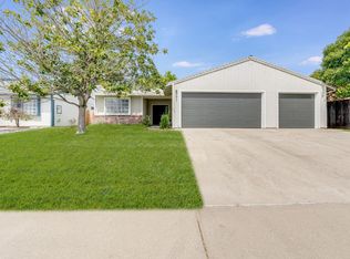 8771 Tiogawoods Dr, Sacramento, CA