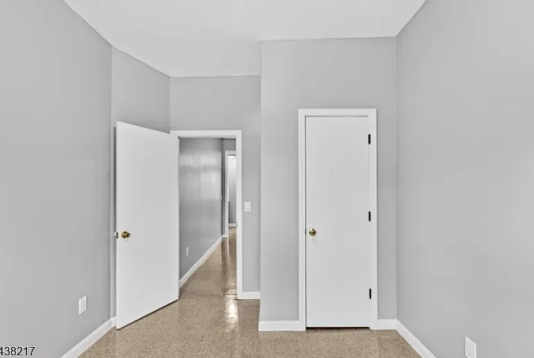 5 Monroe St #1 — Photo 10