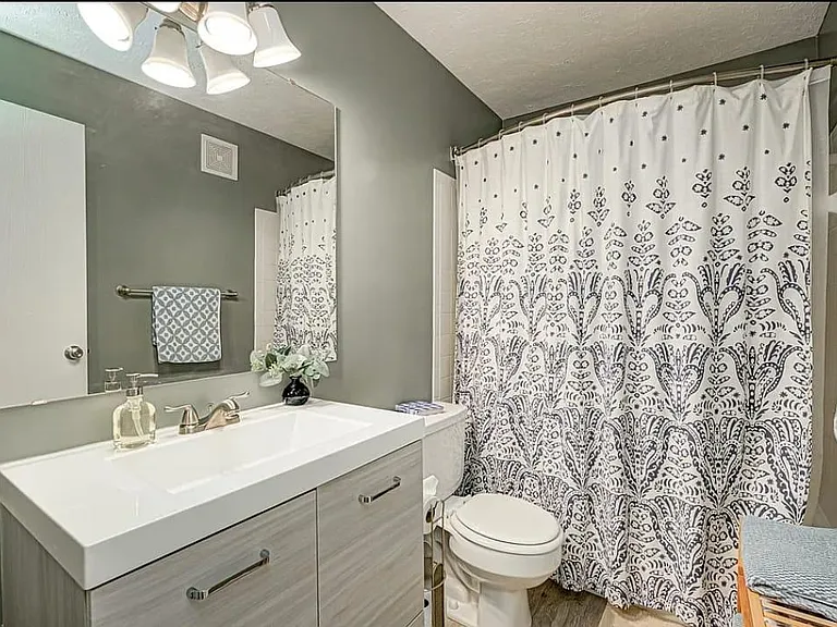 4391 Village Parkway Cir W #5 — Photo 4